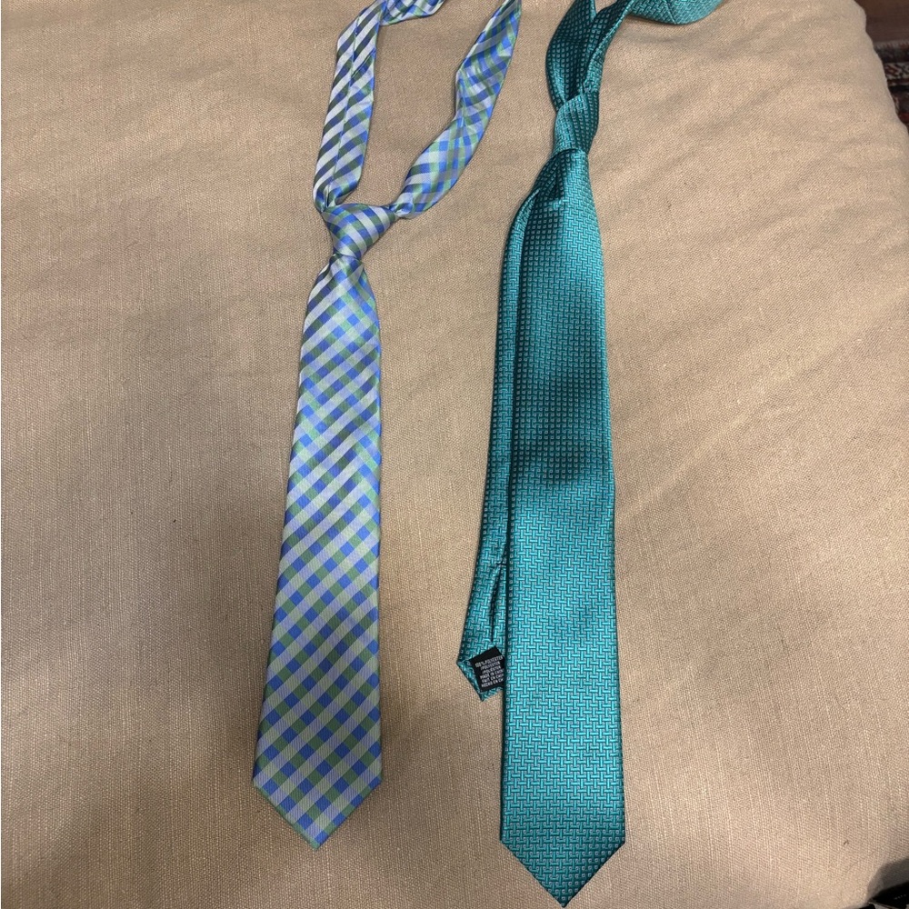 Teal Perry Ellis Blue and Light Blue Class Club Tie Duo